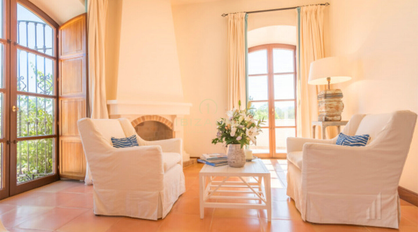 Propriété de luxe exclusive unique avec héliport et vue sur la mer à Ibiza à vendre, Ibiza - Propriété de luxe exclusive unique avec héliport et vue sur la mer à Ibiza à louer, Ibiza