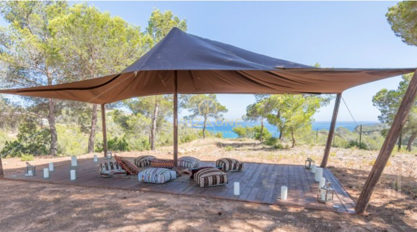 Unique exclusives luxury property with helipad and sea views in Ibiza for sale, Ibiza - Unique exclusives luxury property with helipad and sea views in Ibiza for rent, Ibiza