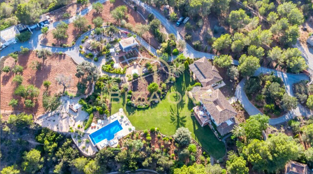 Unique exclusives luxury property with helipad and sea views in Ibiza for sale, Ibiza - Unique exclusives luxury property with helipad and sea views in Ibiza for rent, Ibiza