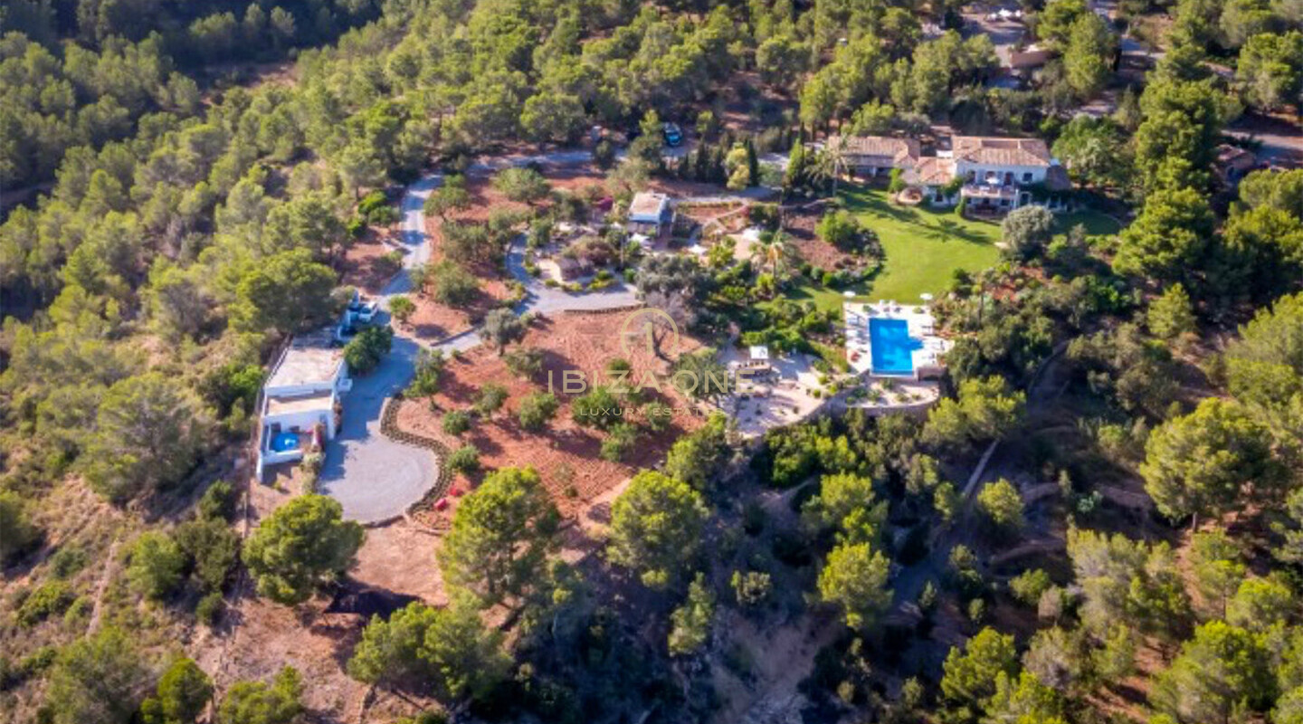 Propriété de luxe exclusive unique avec héliport et vue sur la mer à Ibiza à vendre, Ibiza - Propriété de luxe exclusive unique avec héliport et vue sur la mer à Ibiza à louer, Ibiza