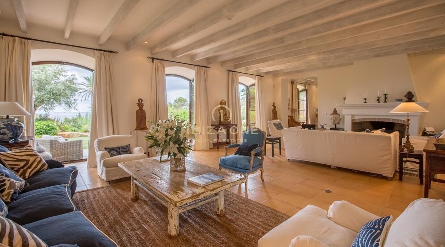 Unique exclusives luxury property with helipad and sea views in Ibiza for sale, Ibiza - Unique exclusives luxury property with helipad and sea views in Ibiza for rent, Ibiza
