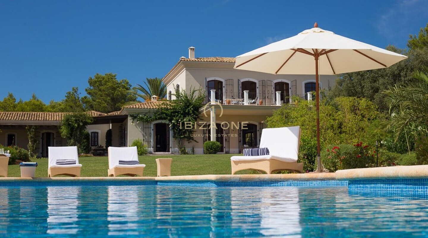 Proprietà di lusso esclusiva e unica con eliporto e vista mare a Ibiza in vendita, Ibiza - Proprietà di lusso esclusiva e unica con eliporto e vista mare a Ibiza in affitto, Ibiza