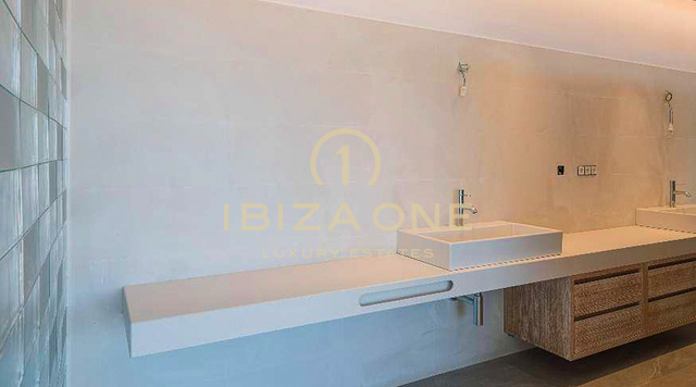Villa de lujo con espectaculares vistas al mar en venta en Ibiza, Ibiza