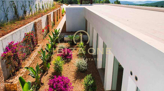 Villa di lusso con spettacolare vista sul mare a Ibiza in vendita, Ibiza