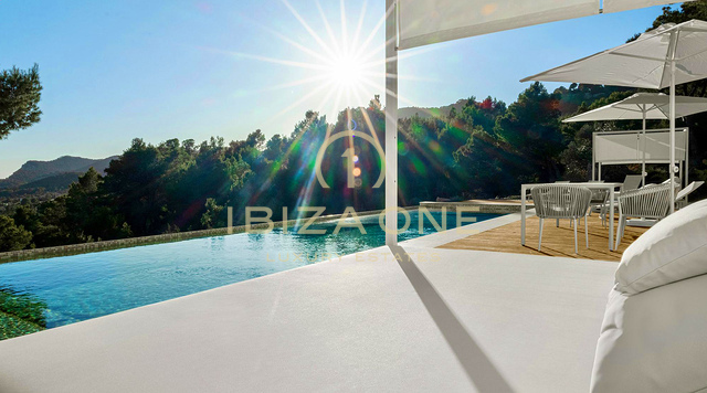 Villa di lusso con spettacolare vista sul mare a Ibiza in vendita, Ibiza