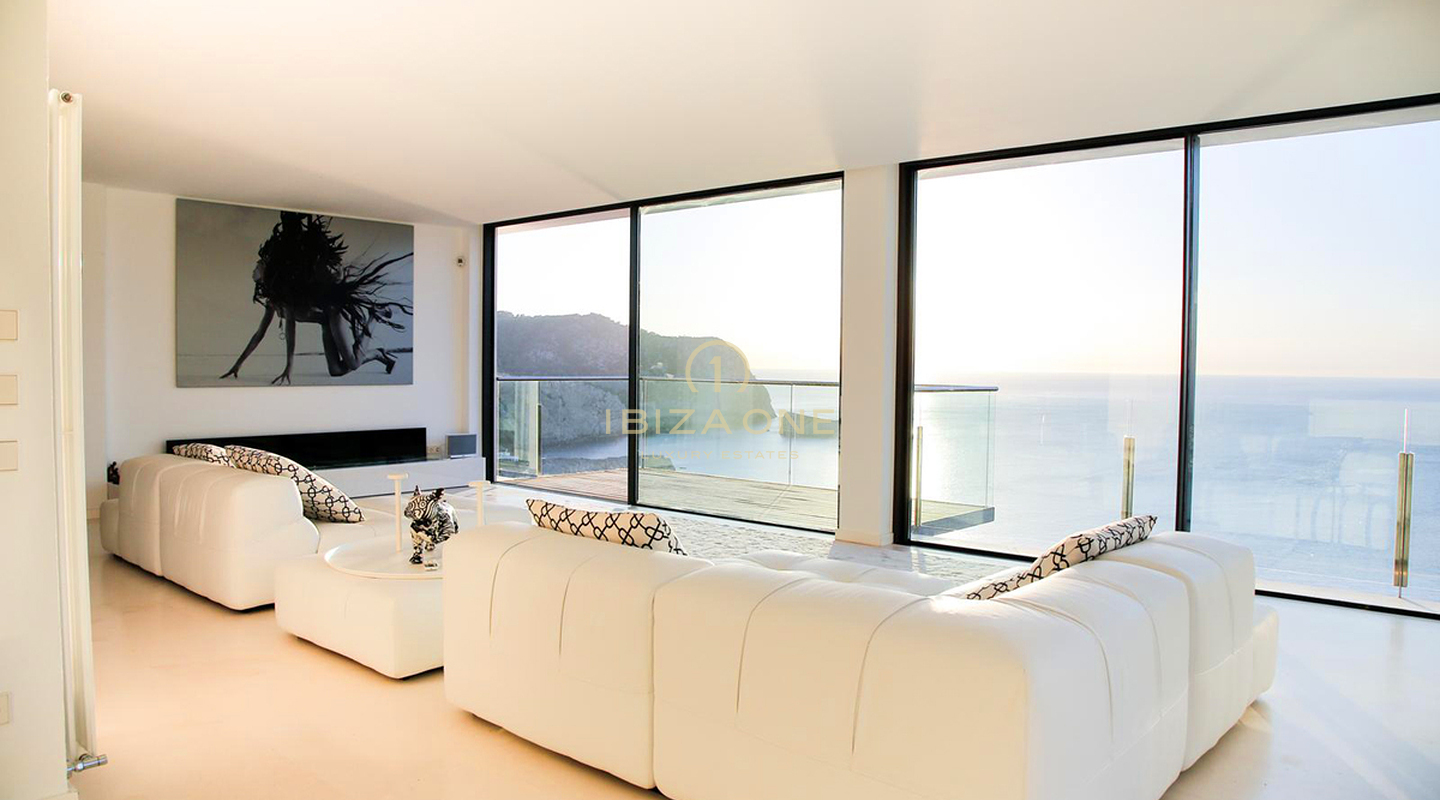 Modern designer villa with 180º sea views in Benirras for sale, Ibiza - Modern designer villa with 180º sea views in Benirras for rent, Ibiza