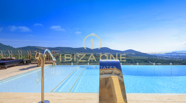 Very luxurious villa in Jesus on one of the highest points in Can Furnet with sensational views of the sea and the old town of Ibiza for sale, Ibiza - Very luxurious villa in Jesus on one of the highest points in Can Furnet with sensational views of the sea and the old town of Ibiza for rent, Ibiza