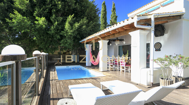 Sehr gepflegtes Anwesen in Ibiza / Can Furnet mit Blick auf die Altstadt und Formentera exklusiv zu verkaufen, Ibiza - Sehr gepflegtes Anwesen in Ibiza / Can Furnet mit Blick auf die Altstadt und Formentera exklusiv zu vermieten, Ibiza