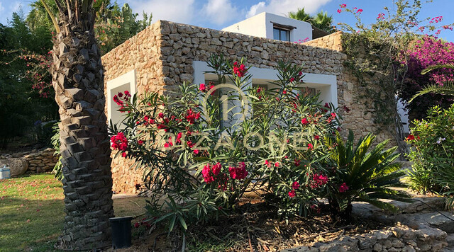 Magnificent luxury property in Ibiza with 5 houses + 4 pools + tennis court on 180.000m2 fenced land for sale, Ibiza - Magnificent luxury property in Ibiza with 5 houses + 4 pools + tennis court on 180.000m2 fenced land for rent, Ibiza