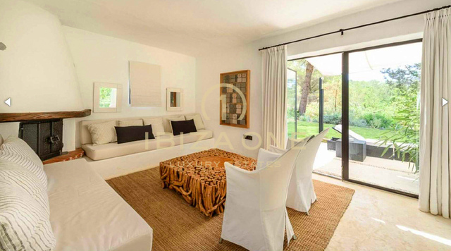 Prachtig luxe onroerend goed op Ibiza met 5 huizen + 4 zwembaden + tennisbaan op 180.000m2 omheind terrein te koop, Ibiza - Prachtig luxe onroerend goed op Ibiza met 5 huizen + 4 zwembaden + tennisbaan op 180.000m2 omheind terrein te huur, Ibiza