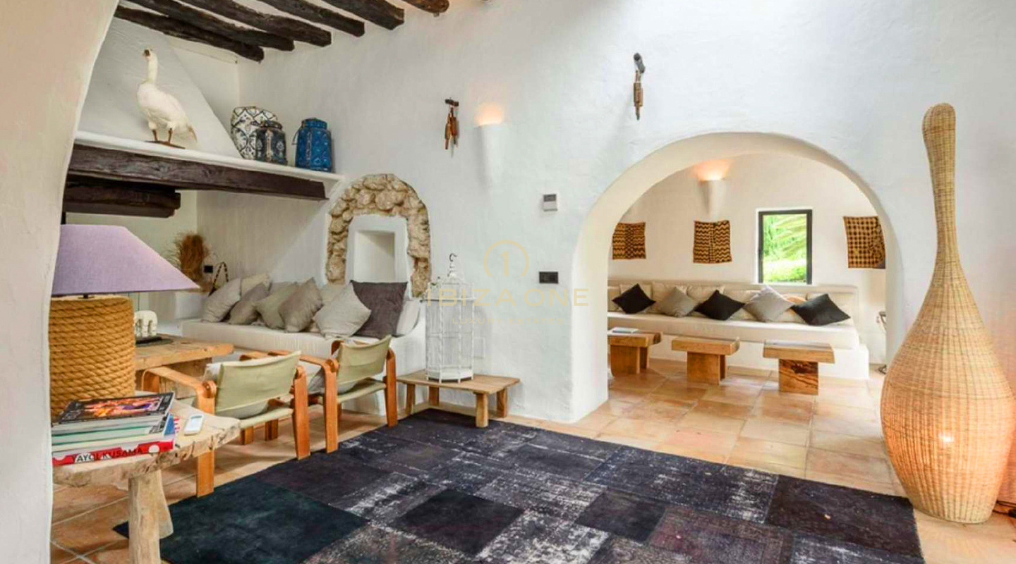 Magnificent luxury property in Ibiza with 5 houses + 4 pools + tennis court on 180.000m2 fenced land for sale, Ibiza - Magnificent luxury property in Ibiza with 5 houses + 4 pools + tennis court on 180.000m2 fenced land for rent, Ibiza