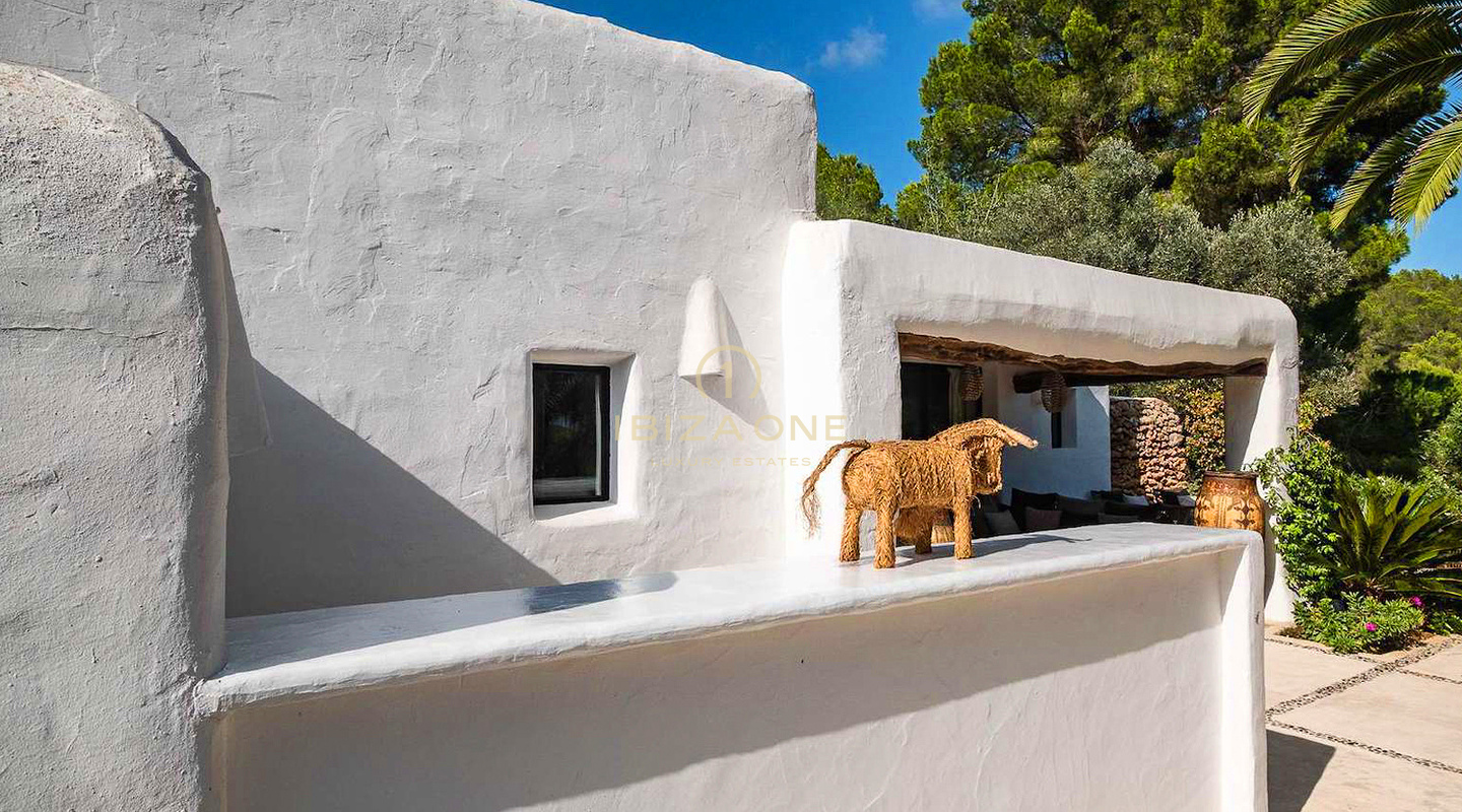 Magnifique propriété de luxe à Ibiza avec 5 maisons + 4 piscines + court de tennis sur 180.000m2 de terrain clôturé à vendre, Ibiza - Magnifique propriété de luxe à Ibiza avec 5 maisons + 4 piscines + court de tennis sur 180.000m2 de terrain clôturé à louer, Ibiza