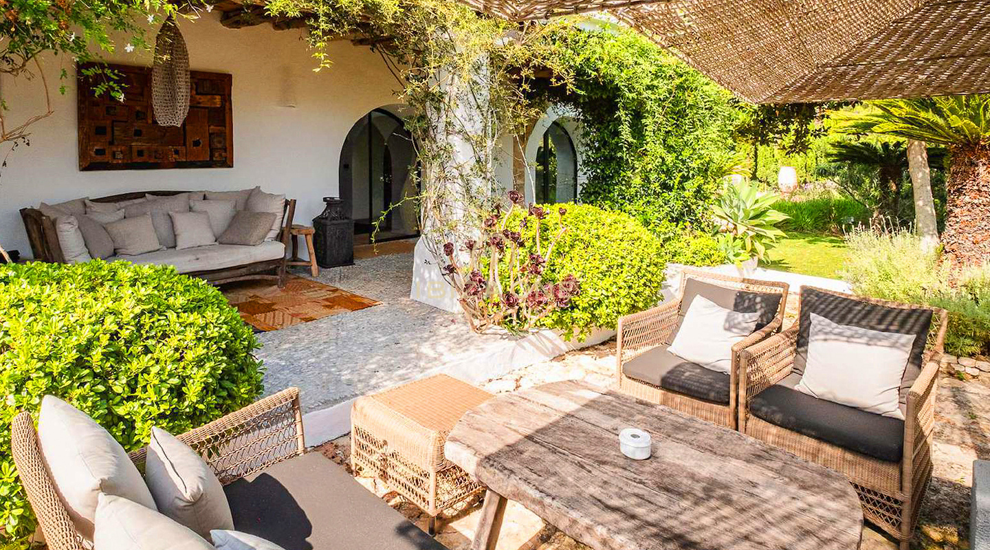 Magnificent luxury property in Ibiza with 5 houses + 4 pools + tennis court on 180.000m2 fenced land for sale, Ibiza - Magnificent luxury property in Ibiza with 5 houses + 4 pools + tennis court on 180.000m2 fenced land for rent, Ibiza