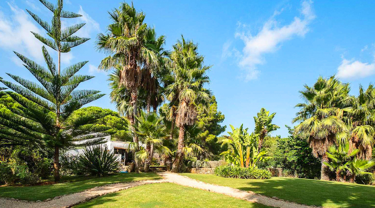 Magnífica propiedad de lujo en Ibiza con 5 casas + 4 piscinas + pista de tenis en terreno vallado de 180.000m2 en venta, Ibiza - Magnífica propiedad de lujo en Ibiza con 5 casas + 4 piscinas + pista de tenis en terreno vallado de 180.000m2 en alquiler, Ibiza