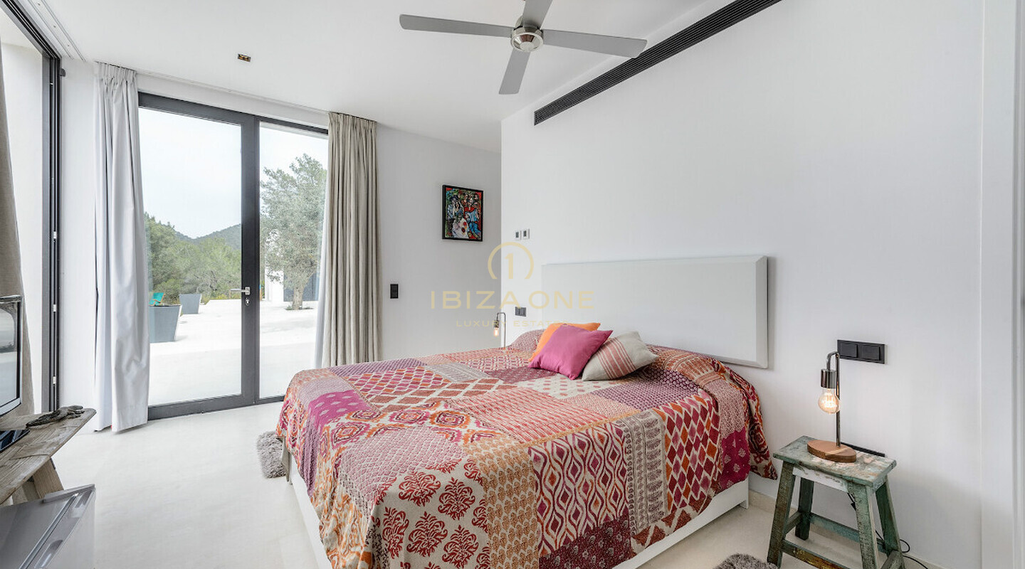 Moderne Luxusvilla in der Nähe von Ibiza-Stadt – Immobilie mit absoluter Privatsphäre zu verkaufen, Ibiza – Moderne Luxusvilla in der Nähe von Ibiza-Stadt – Immobilie mit absoluter Privatsphäre zu vermieten, Ibiza