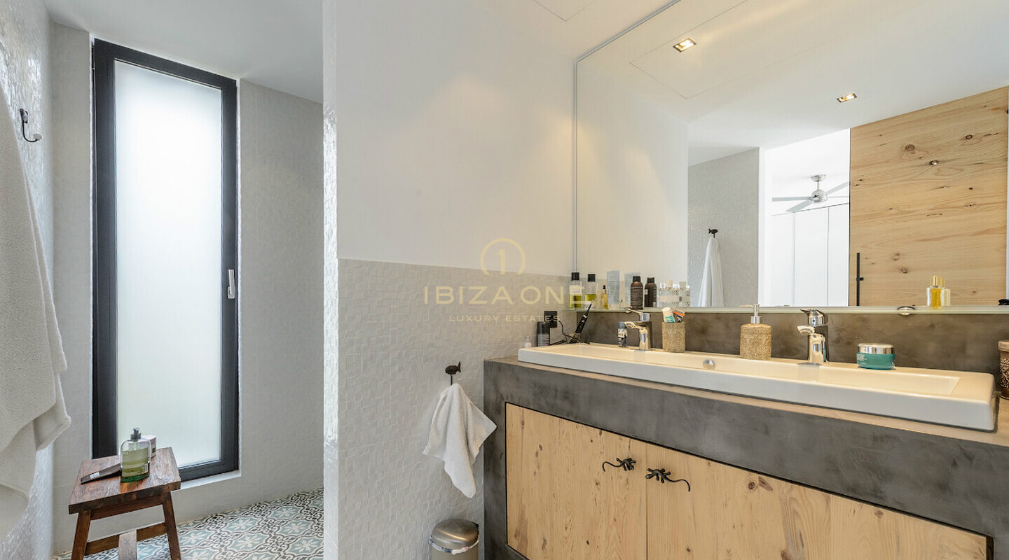 Moderne Luxusvilla in der Nähe von Ibiza-Stadt – Immobilie mit absoluter Privatsphäre zu verkaufen, Ibiza – Moderne Luxusvilla in der Nähe von Ibiza-Stadt – Immobilie mit absoluter Privatsphäre zu vermieten, Ibiza