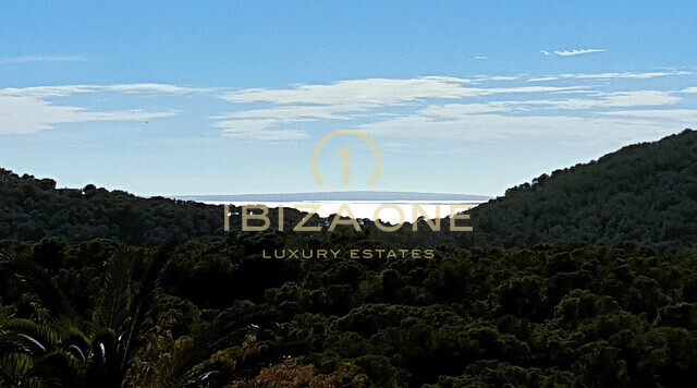 Zeer grote finca op Ibiza met sensationeel uitzicht op zee, uitzicht op Ibiza en Formentera op 40.000m2 grond vlakbij Ibiza te koop, Ibiza - Zeer grote finca op Ibiza met sensationeel uitzicht op zee, uitzicht op Ibiza en Formentera op 40.000m2 grond vlakbij Ibiza te huur, Ibiza