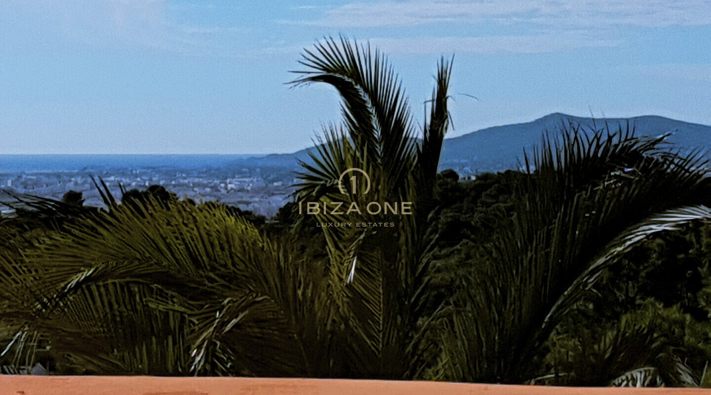 Ampia finca a Ibiza con vista mare sensazionale, vista su Ibiza e Formentera su 40.000 m2 di terreno molto vicino a Ibiza in vendita, Ibiza - Ampia finca a Ibiza con vista mare sensazionale, vista su Ibiza e Formentera su 40.000 m2 di terreno molto vicino a Ibiza in affitto, Ibiza