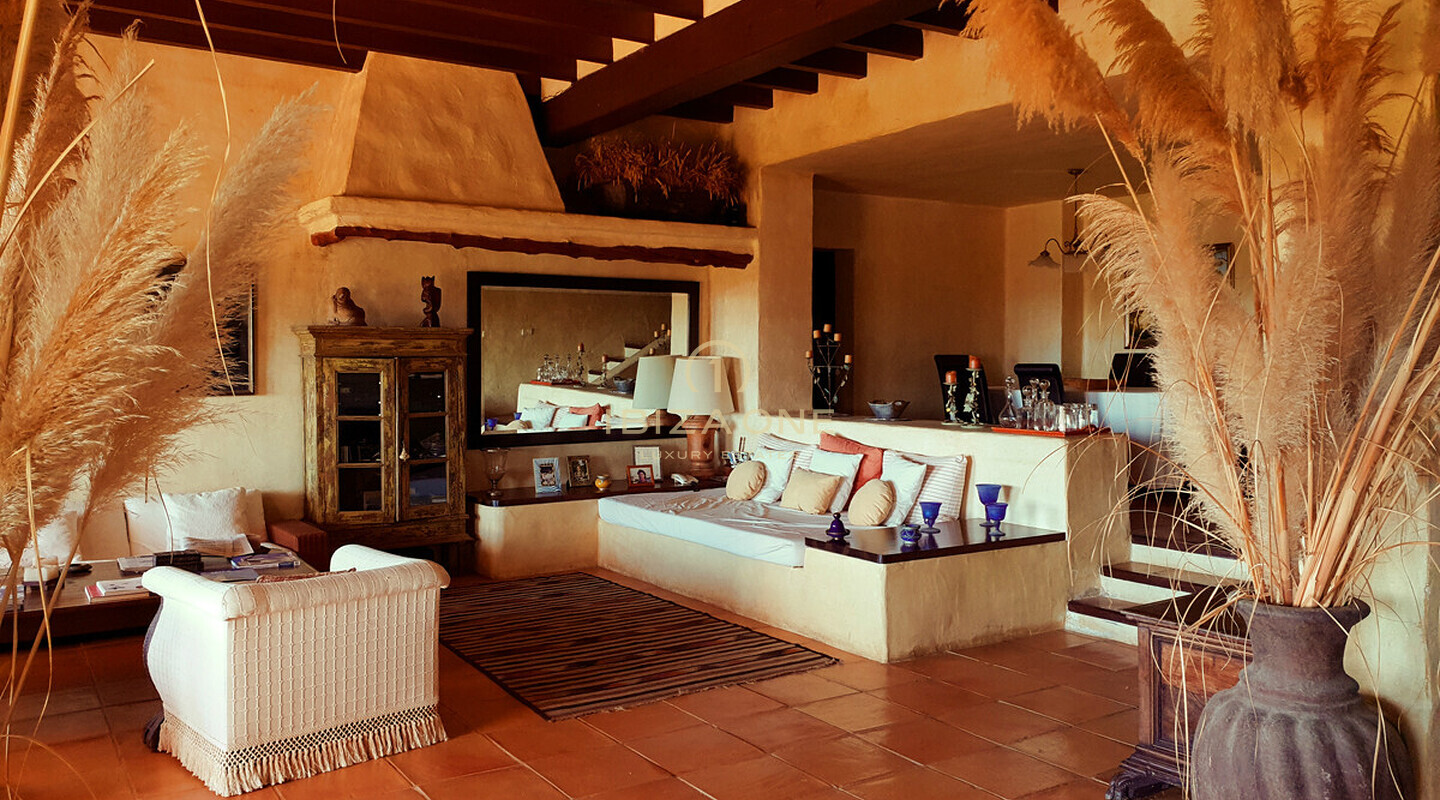 Ampia finca a Ibiza con vista mare sensazionale, vista su Ibiza e Formentera su 40.000 m2 di terreno molto vicino a Ibiza in vendita, Ibiza - Ampia finca a Ibiza con vista mare sensazionale, vista su Ibiza e Formentera su 40.000 m2 di terreno molto vicino a Ibiza in affitto, Ibiza
