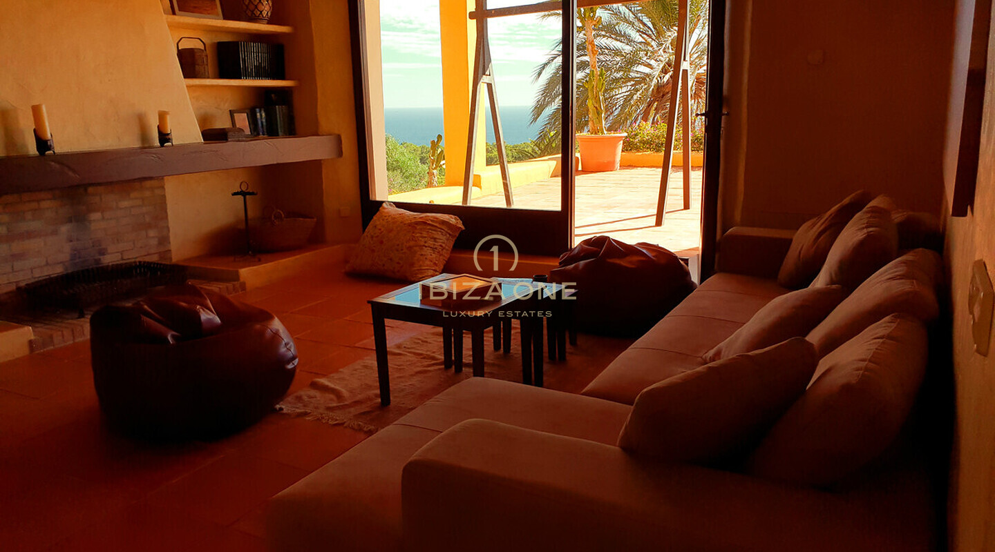 Ampia finca a Ibiza con vista mare sensazionale, vista su Ibiza e Formentera su 40.000 m2 di terreno molto vicino a Ibiza in vendita, Ibiza - Ampia finca a Ibiza con vista mare sensazionale, vista su Ibiza e Formentera su 40.000 m2 di terreno molto vicino a Ibiza in affitto, Ibiza
