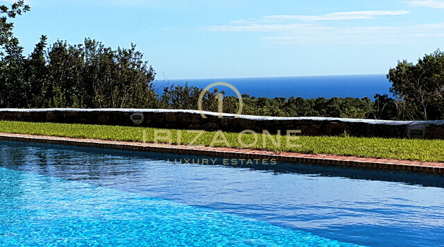 Zeer grote finca op Ibiza met sensationeel uitzicht op zee, uitzicht op Ibiza en Formentera op 40.000m2 grond vlakbij Ibiza te koop, Ibiza - Zeer grote finca op Ibiza met sensationeel uitzicht op zee, uitzicht op Ibiza en Formentera op 40.000m2 grond vlakbij Ibiza te huur, Ibiza