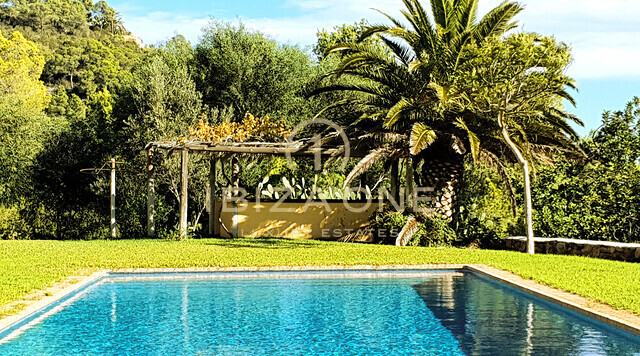 Ampia finca a Ibiza con vista mare sensazionale, vista su Ibiza e Formentera su 40.000 m2 di terreno molto vicino a Ibiza in vendita, Ibiza - Ampia finca a Ibiza con vista mare sensazionale, vista su Ibiza e Formentera su 40.000 m2 di terreno molto vicino a Ibiza in affitto, Ibiza