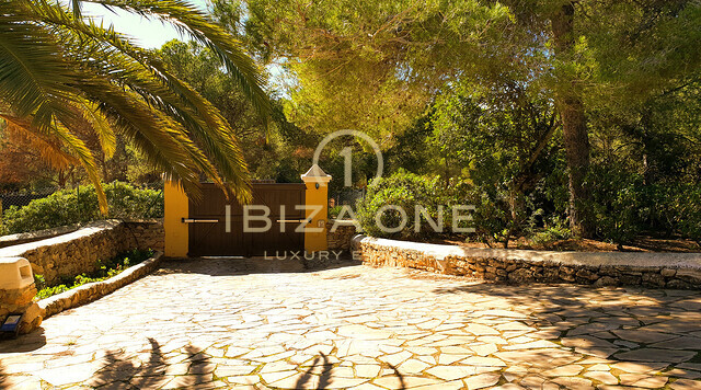 Finca muy grande en Ibiza con sensacionales vistas al mar, vistas a Ibiza y Formentera en 40.000m2 de terreno muy cerca de Ibiza en venta, Ibiza - Finca muy grande en Ibiza con sensacionales vistas al mar, vistas a Ibiza y Formentera en 40.000m2 de terreno muy cerca de Ibiza en alquiler, Ibiza