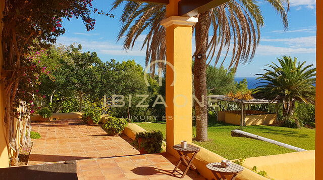Très grande finca à Ibiza avec vue sensationnelle sur la mer, vues sur Ibiza et Formentera sur 40.000m2 de terrain très proche d'Ibiza à vendre, Ibiza - Très grande finca à Ibiza avec vue sensationnelle sur la mer, vues sur Ibiza et Formentera sur 40.000m2 de terrain très proche d'Ibiza à louer, Ibiza