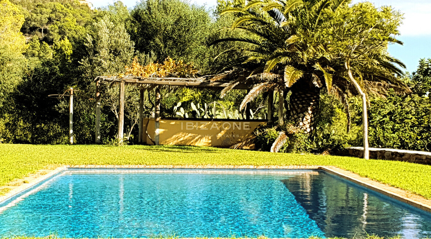Ampia finca a Ibiza con vista mare sensazionale, vista su Ibiza e Formentera su 40.000 m2 di terreno molto vicino a Ibiza in vendita, Ibiza - Ampia finca a Ibiza con vista mare sensazionale, vista su Ibiza e Formentera su 40.000 m2 di terreno molto vicino a Ibiza in affitto, Ibiza