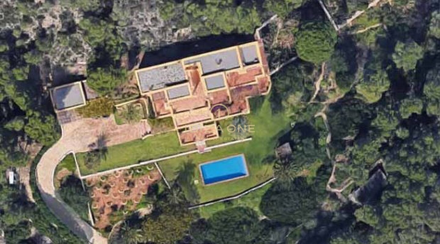 Ampia finca a Ibiza con vista mare sensazionale, vista su Ibiza e Formentera su 40.000 m2 di terreno molto vicino a Ibiza in vendita, Ibiza - Ampia finca a Ibiza con vista mare sensazionale, vista su Ibiza e Formentera su 40.000 m2 di terreno molto vicino a Ibiza in affitto, Ibiza