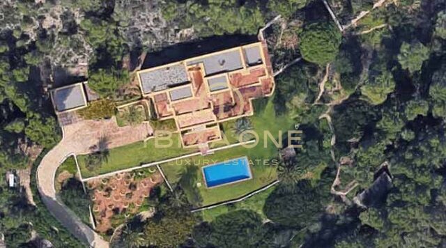 Très grande finca à Ibiza avec vue sensationnelle sur la mer, vues sur Ibiza et Formentera sur 40.000m2 de terrain très proche d'Ibiza à vendre, Ibiza - Très grande finca à Ibiza avec vue sensationnelle sur la mer, vues sur Ibiza et Formentera sur 40.000m2 de terrain très proche d'Ibiza à louer, Ibiza