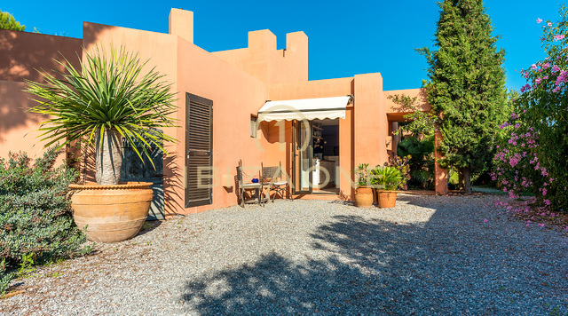 Mediterrane Villa auf Ibiza mit Meer- und Sonnenuntergangsblick zu verkaufen, Ibiza - Mediterrane Villa auf Ibiza mit Meer- und Sonnenuntergangsblick zu vermieten, Ibiza