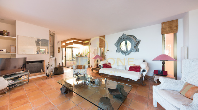 Villa mediterranea a Ibiza con vista mare e tramonto in vendita, Ibiza - Villa mediterranea a Ibiza con vista mare e tramonto in affitto, Ibiza
