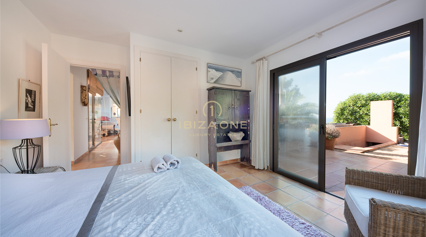 Mediterrane villa op Ibiza met uitzicht op zee en zonsondergang te koop, Ibiza - Mediterrane villa op Ibiza met uitzicht op zee en zonsondergang te huur, Ibiza