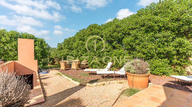 Villa méditerranéenne à Ibiza avec vue sur la mer et le coucher du soleil à vendre, Ibiza - Villa méditerranéenne à Ibiza avec vue sur la mer et le coucher du soleil à louer, Ibiza