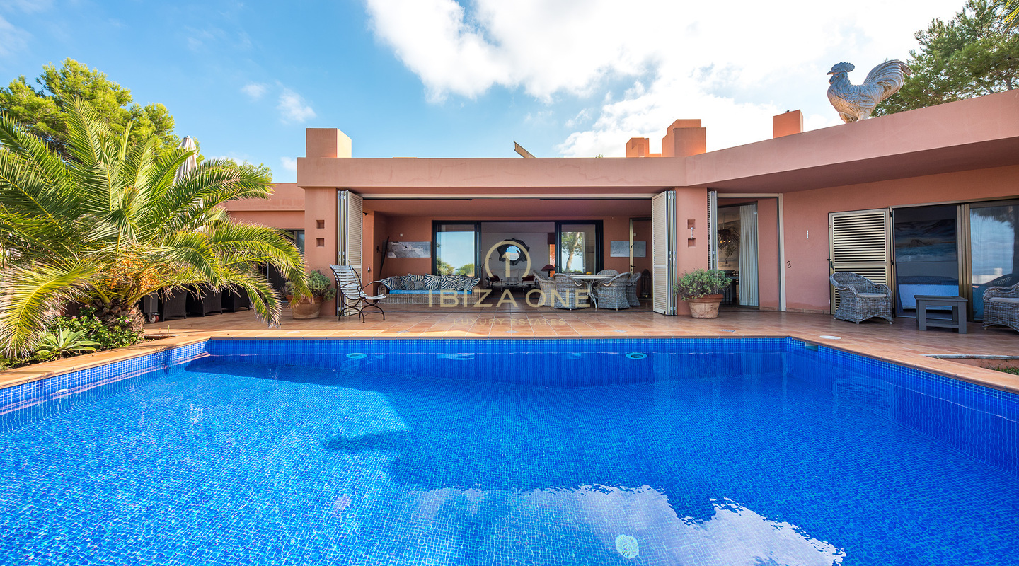 Villa mediterranea a Ibiza con vista mare e tramonto in vendita, Ibiza - Villa mediterranea a Ibiza con vista mare e tramonto in affitto, Ibiza