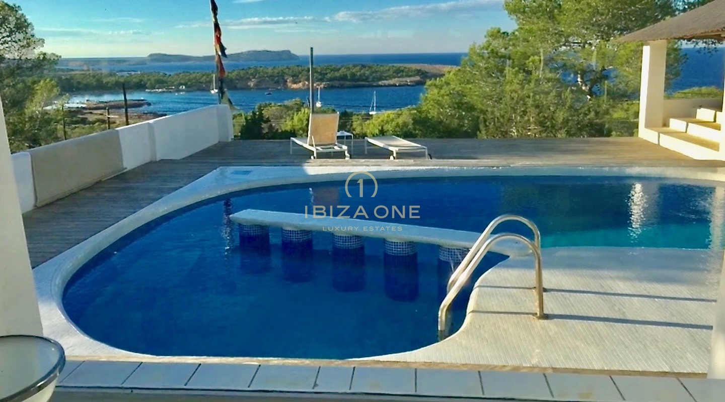 Villa met zeezicht op het strand van Cala Bassa te koop, Ibiza - Villa met zeezicht op het strand van Cala Bassa te huur, Ibiza