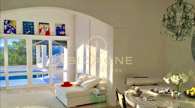 Villa met zeezicht op het strand van Cala Bassa te koop, Ibiza - Villa met zeezicht op het strand van Cala Bassa te huur, Ibiza