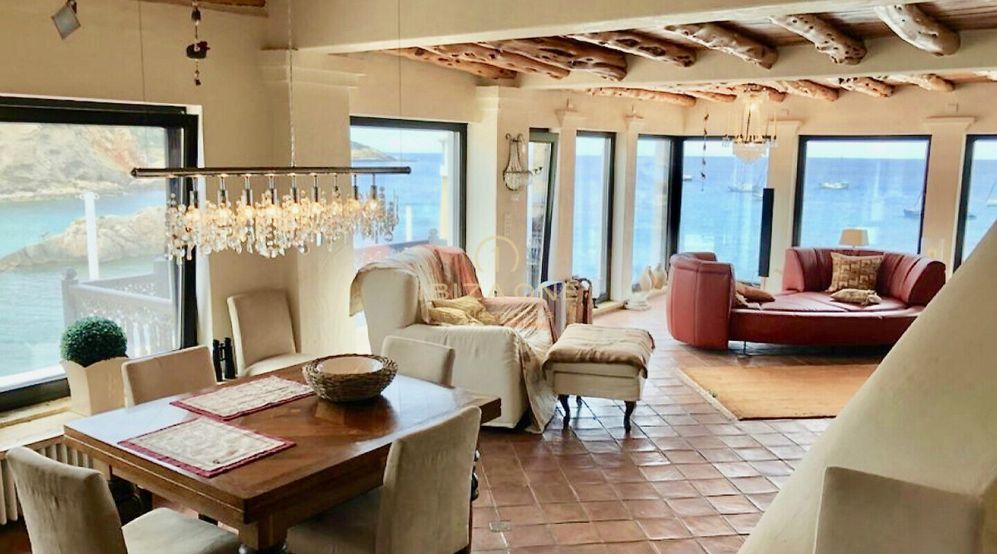 Propriété de luxe unique en bord de mer à vendre à Ibiza, Ibiza - Propriété de luxe unique en bord de mer à louer à Ibiza, Ibiza