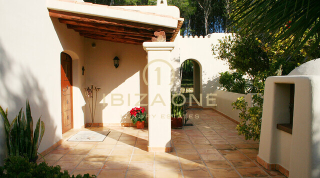 Bellissima villa con privacy vicino a Ibiza in vendita, Ibiza - Bellissima villa con privacy vicino a Ibiza in affitto, Ibiza