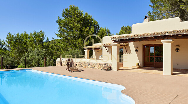 Beautiful villa with privacy near Ibiza for sale, Ibiza - Beautiful villa with privacy near Ibiza for rent, Ibiza