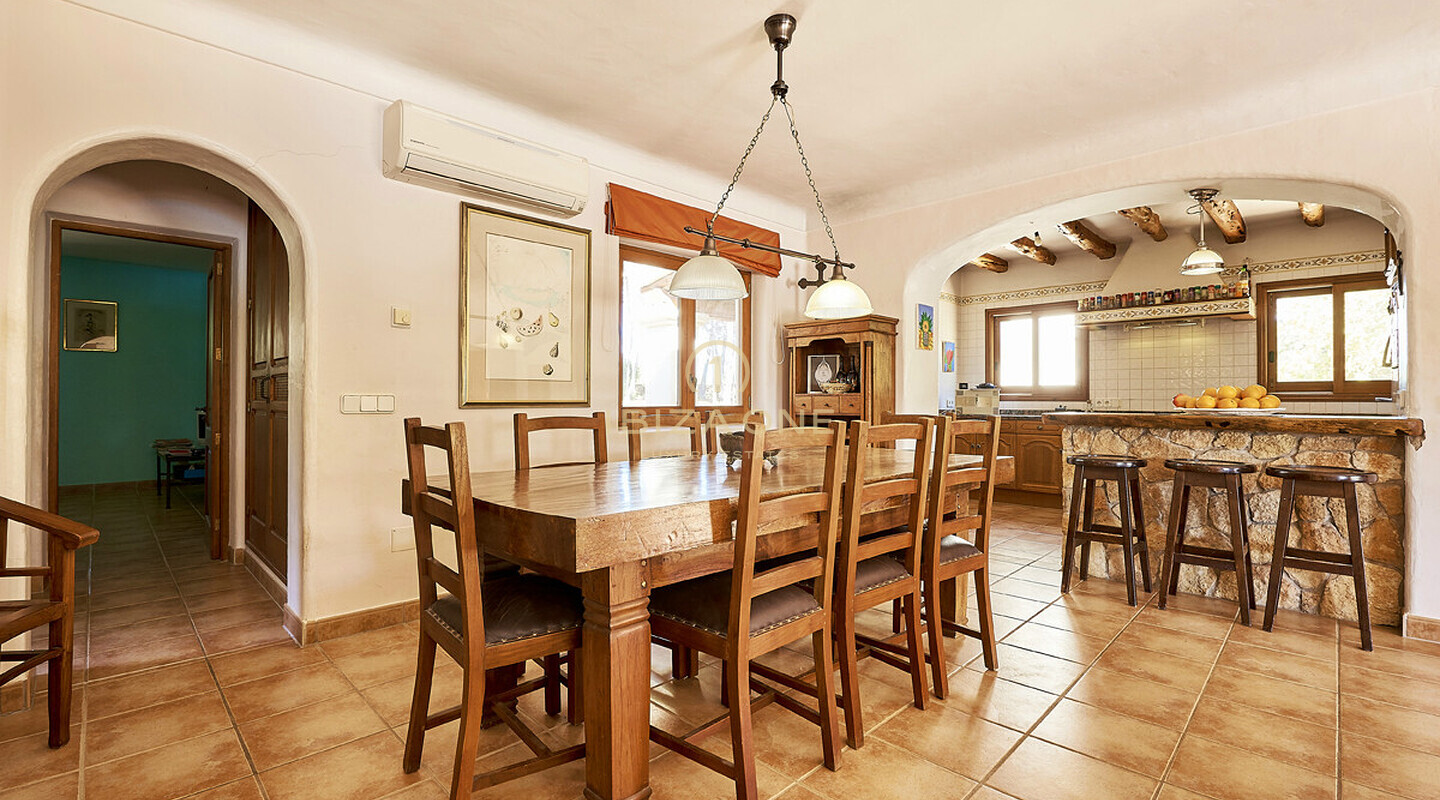 Schöne Villa mit Privatsphäre in der Nähe von Ibiza zu verkaufen, Ibiza - Schöne Villa mit Privatsphäre in der Nähe von Ibiza zu vermieten, Ibiza