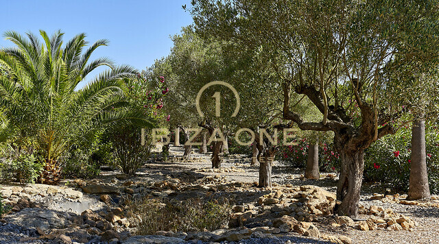 Schöne Villa mit Privatsphäre in der Nähe von Ibiza zu verkaufen, Ibiza - Schöne Villa mit Privatsphäre in der Nähe von Ibiza zu vermieten, Ibiza