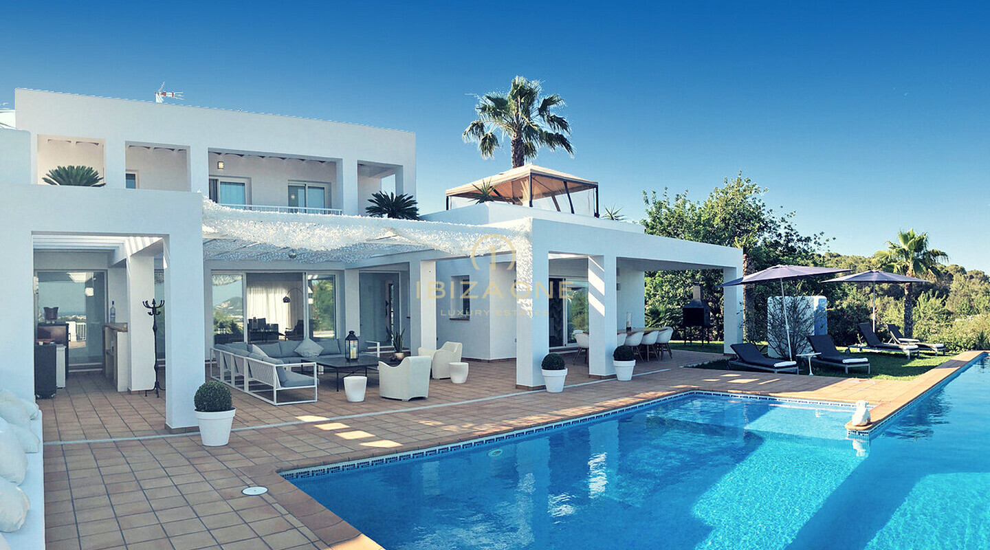 Beautiful luxury holiday villa close to Ibiza for sale, Ibiza - Beautiful luxury holiday villa close to Ibiza for rent, Ibiza