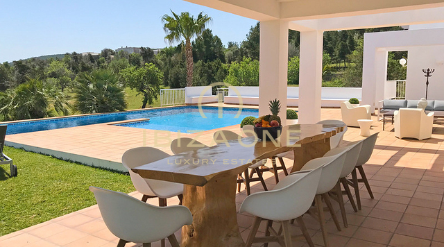 Bellissima villa di lusso per le vacanze vicino a Ibiza in vendita, Ibiza - Bellissima villa di lusso per le vacanze vicino a Ibiza in affitto, Ibiza