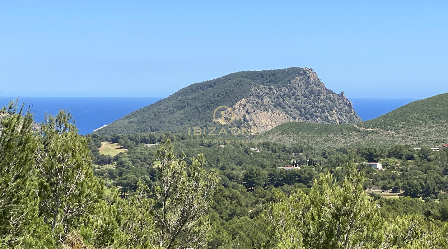 Großes Grundstück mit Baugenehmigung in der Nähe von Ibiza mit Meerblick zu verkaufen, Ibiza - Großes Grundstück mit Baugenehmigung in der Nähe von Ibiza mit Meerblick zu vermieten, Ibiza