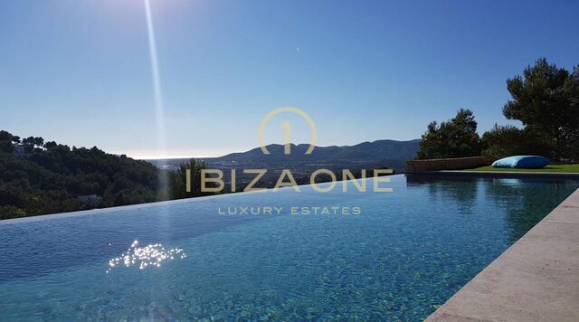 Nieuw gebouwde luxe villa dichtbij Ibiza met uitzicht op zee en zonsondergang te koop, Ibiza - Nieuw gebouwde luxe villa dichtbij Ibiza met uitzicht op zee en zonsondergang te huur, Ibiza