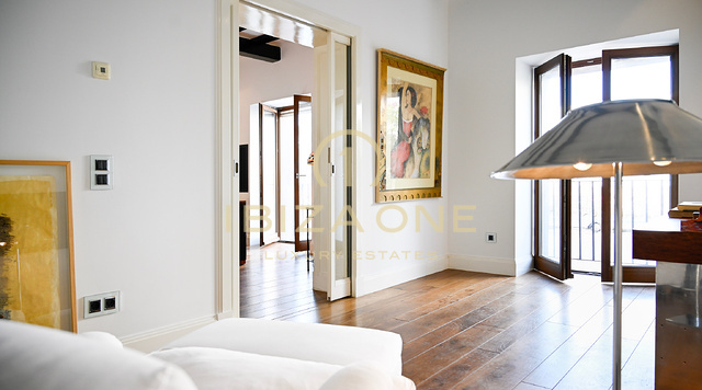 Preciosa villa en el corazón de Dalt Vila con vistas al mar, al casco antiguo y al puerto en venta, Ibiza - Preciosa villa en el corazón de Dalt Vila con vistas al mar, al casco antiguo y al puerto en alquiler, Ibiza