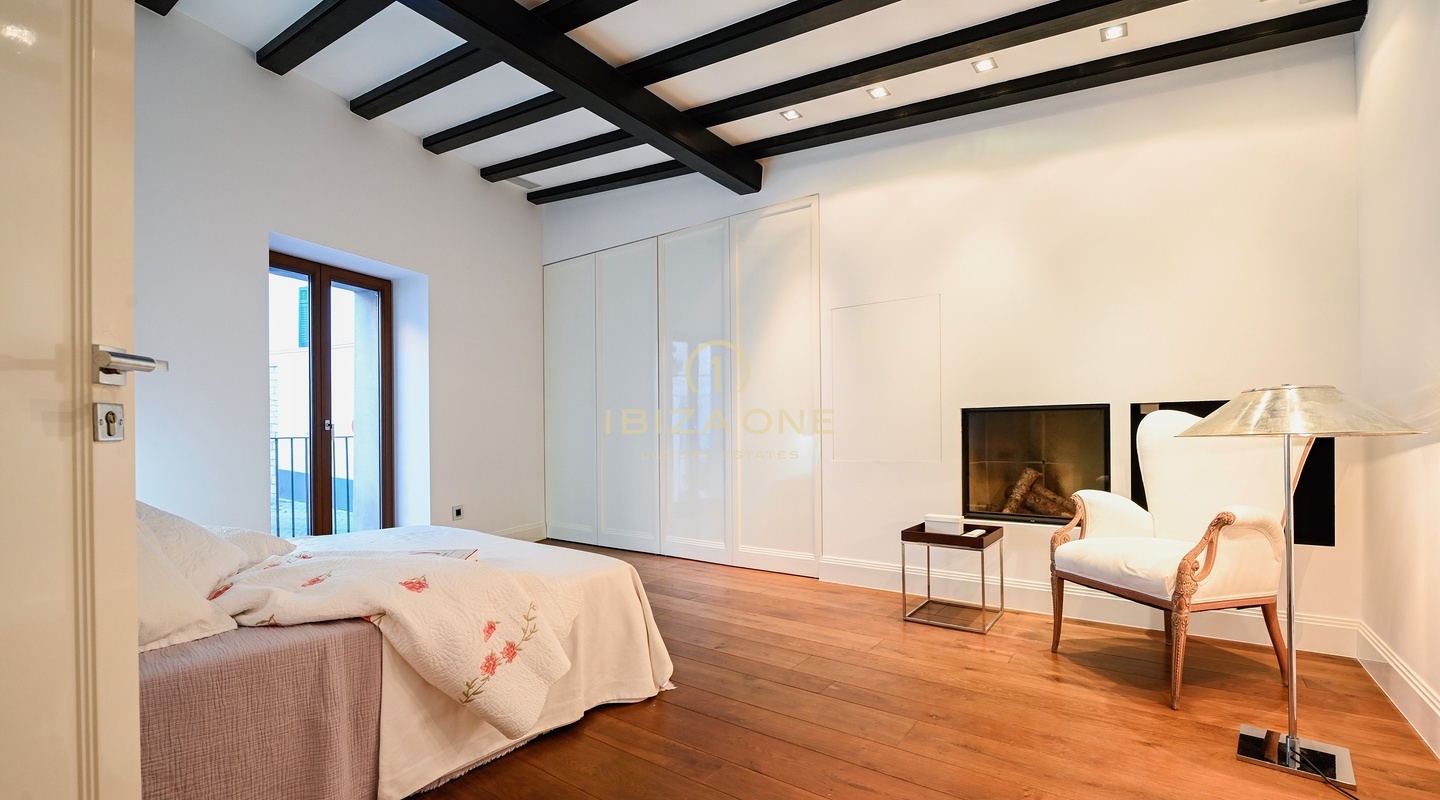Preciosa villa en el corazón de Dalt Vila con vistas al mar, al casco antiguo y al puerto en venta, Ibiza - Preciosa villa en el corazón de Dalt Vila con vistas al mar, al casco antiguo y al puerto en alquiler, Ibiza