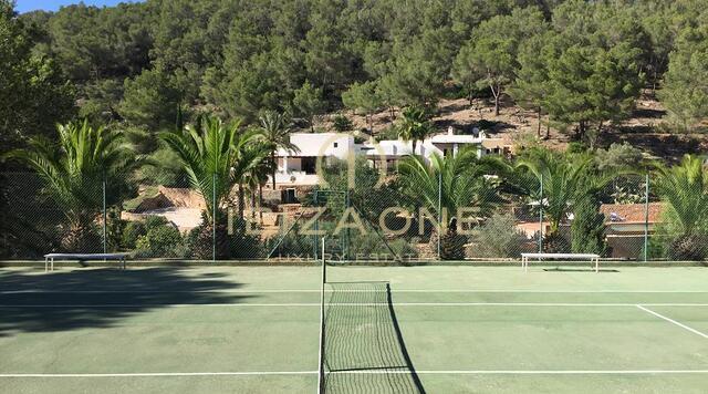 Auténtica finca de lujo con pista de tenis cerca de Ibiza ciudad en venta, Ibiza - Auténtica finca de lujo con pista de tenis cerca de Ibiza ciudad en alquiler, Ibiza